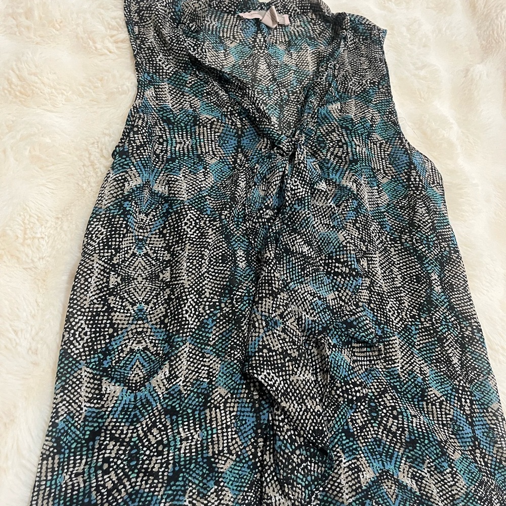 Sleeveless Blue and Black Patterned Top